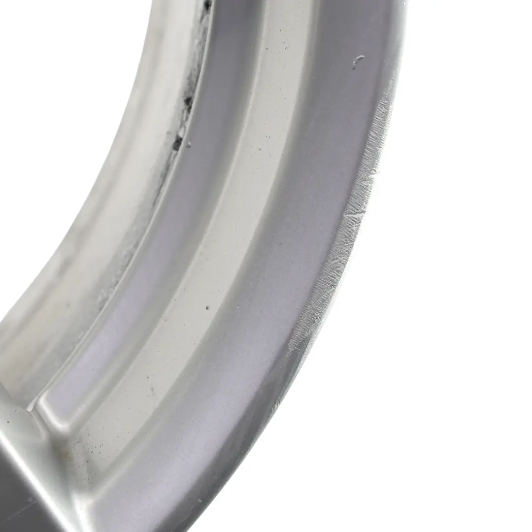 Argento Cerchio in lega 17" ET:51 7,5J Stella raggiera 8V0601025CT per Audi A3 8V con numero di parte 8V0601025CT-2 Audi A3 8V Argento Cerchio in lega 17" ET:51 7,5J Stella raggiera 8V0601025CT - SKU 8V0601025CT-2 - Numero di parte 8V0601025CT-2