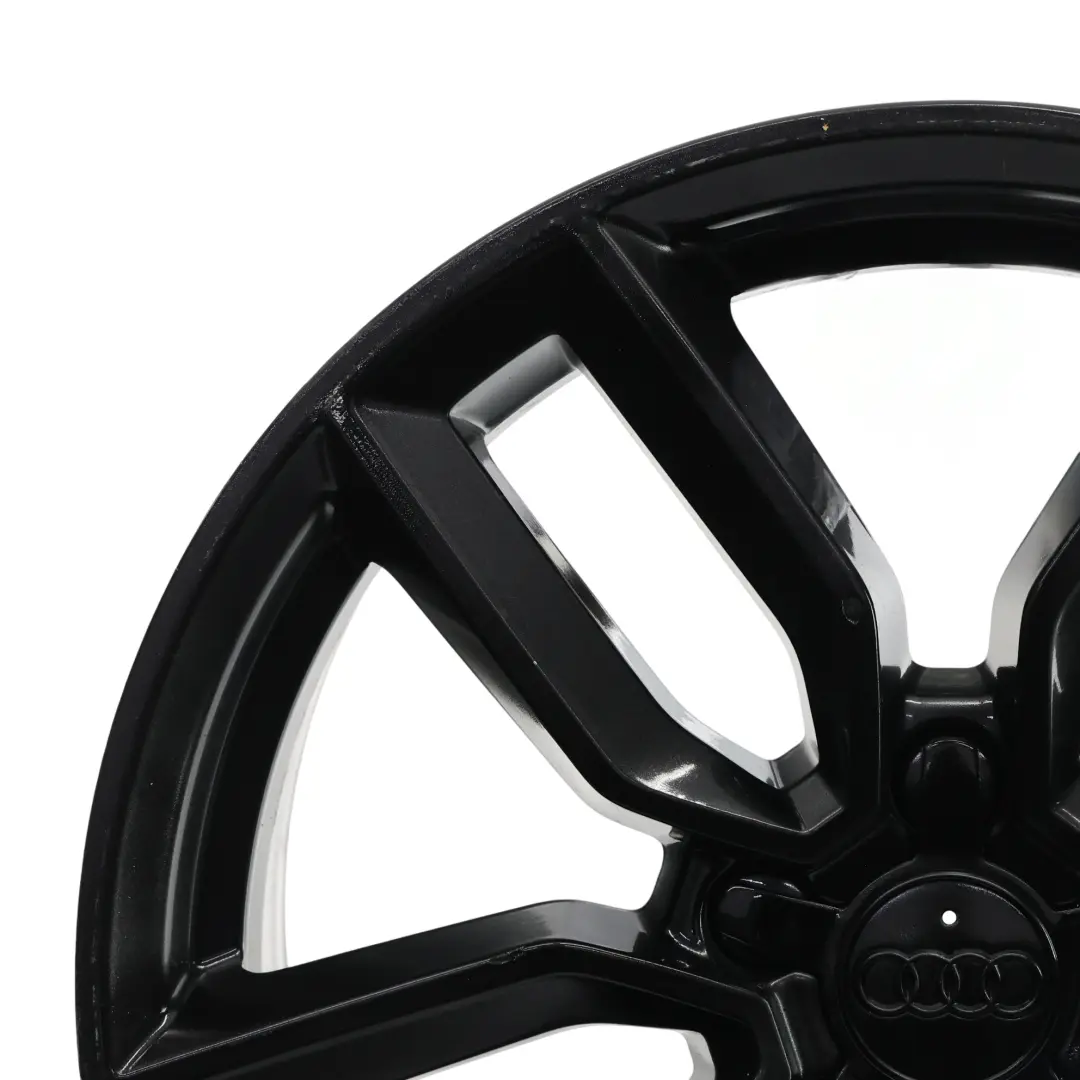 Jante Alliage Noire 18" ET:51 7,5J pour Audi A3 8V à propos du numéro de pièce 8V0601025M Audi A3 8V Jante Alliage Noire 18" ET:51 7,5J - SKU 8V0601025M-4 - Numéro de pièce 8V0601025M