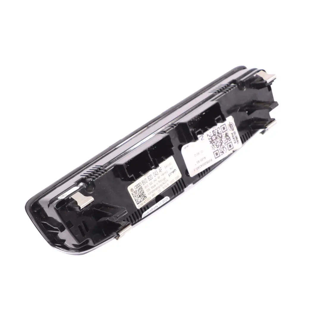 Panel Sterowania Klimatyzacji Ogrzewania Nawiewu do Audi S3 8V o numerze 8V0820043AF Audi S3 8V Panel Sterowania Klimatyzacji Ogrzewania Nawiewu - SKU 8V0820043AF-1 - Numer Części 8V0820043AF