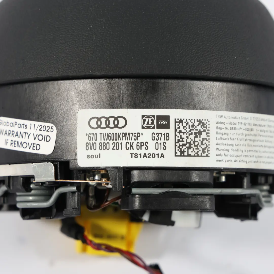 Driver's Steering Wheel Air Module Unit to Audi A3 S3 RS3 8V with Part number 8V0880201CK Audi A3 S3 RS3 8V Driver's Steering Wheel Air Module Unit - SKU 8V0880201CK - Part number 8V0880201CK