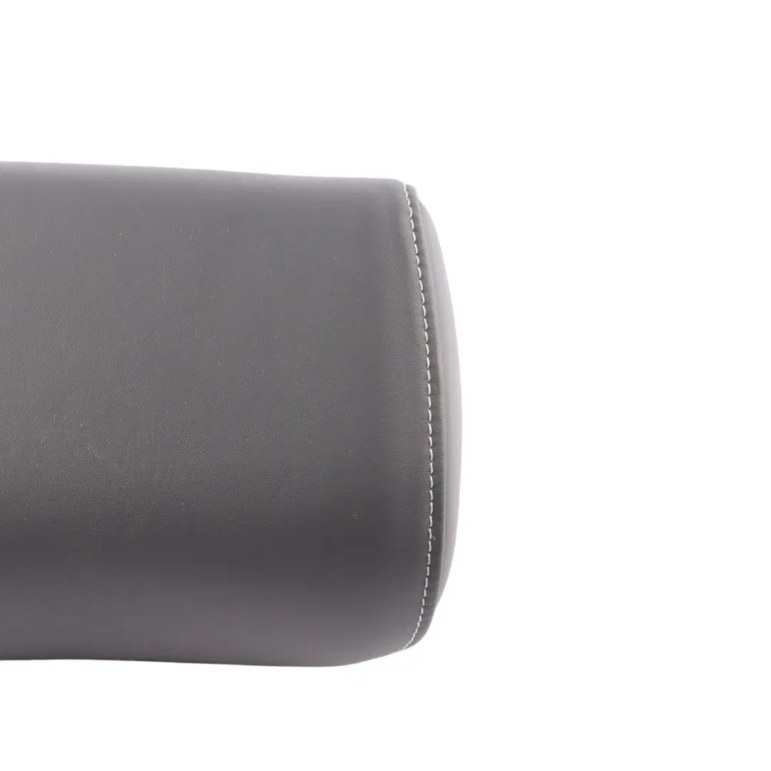 Reposacabezas Asiento Trasero Central Cuero Dakota Negro para Audi A3 8V con número de pieza 8V0885975C Audi A3 8V Reposacabezas Asiento Trasero Central Cuero Dakota Negro - SKU 8V0885975C - Número de pieza 8V0885975C