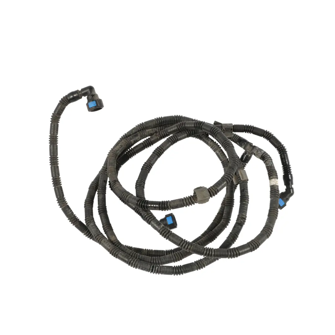 Lavafaros Tubo para Audi A3 8V con número de pieza 8V3955970Q Audi A3 8V Lavafaros Tubo - SKU 8V3955970Q - Número de pieza 8V3955970Q