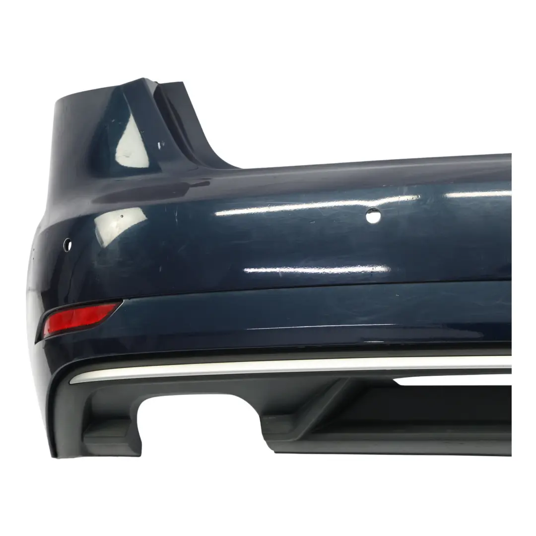 Zderzak Tylny Cosmos Blue Niebieski Metalik - X5E do Audi A3 8V o numerze 8V4807067L Audi A3 8V Zderzak Tylny Cosmos Blue Niebieski Metalik - X5E - SKU 8V4807067L-COBL - Numer Części 8V4807067L