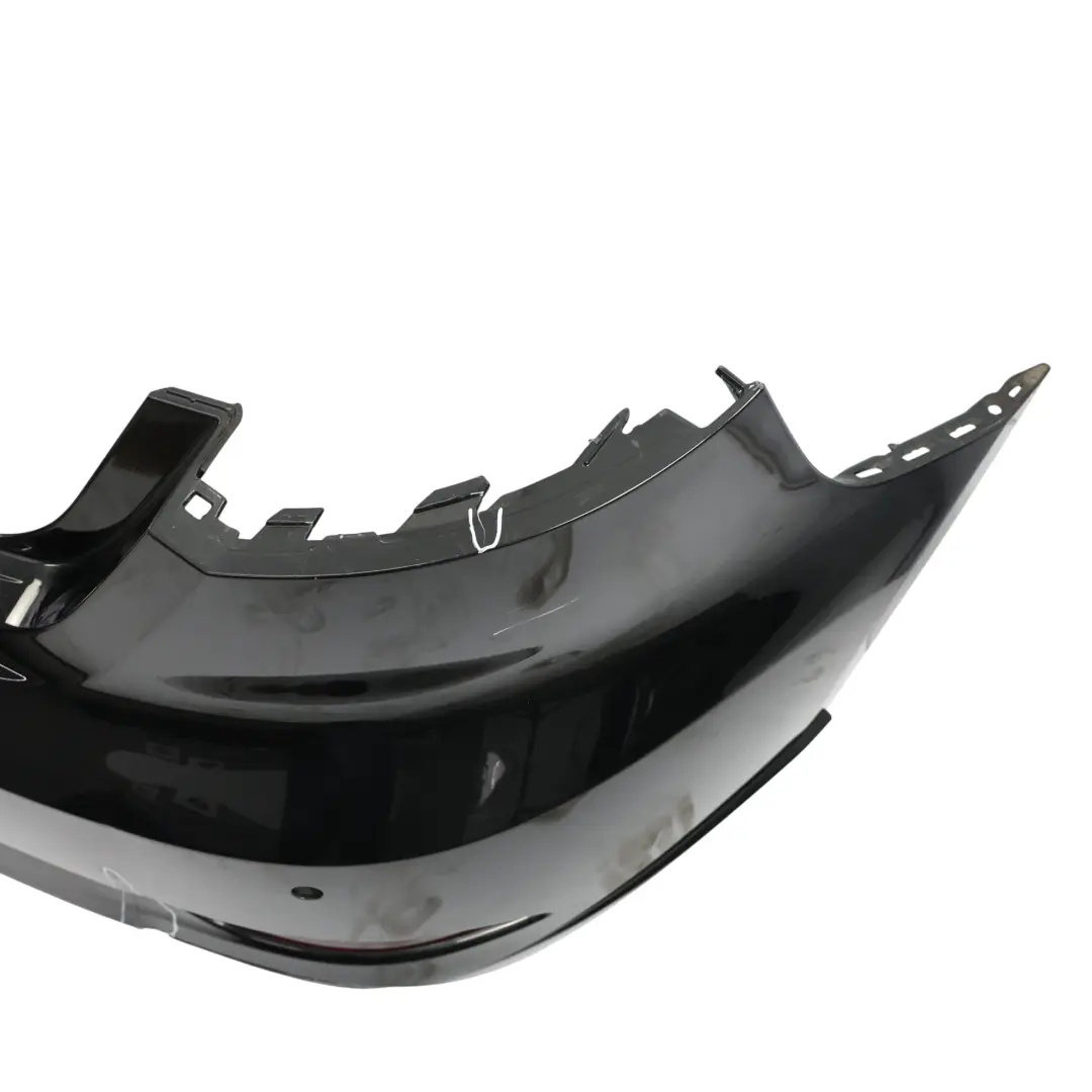 Tylny Zderzak Mythical Black Czarny Metalik - Y9T do Audi S3 8V o numerze 8V4807067P Audi S3 8V Tylny Zderzak Mythical Black Czarny Metalik - Y9T - SKU 8V4807067P-MYB - Numer Części 8V4807067P