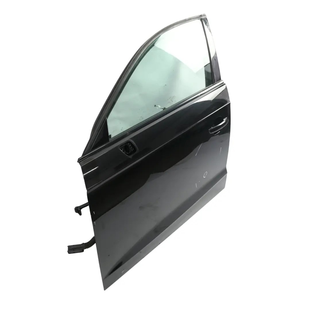 Gauche Mythical Black Noir Métallisé - Y9T pour Audi A3 8V Porte Avant à propos du numéro de pièce 8V4831051E Audi A3 8V Porte Avant Gauche Mythical Black Noir Métallisé - Y9T - SKU 8V4831051E-MYB - Numéro de pièce 8V4831051E