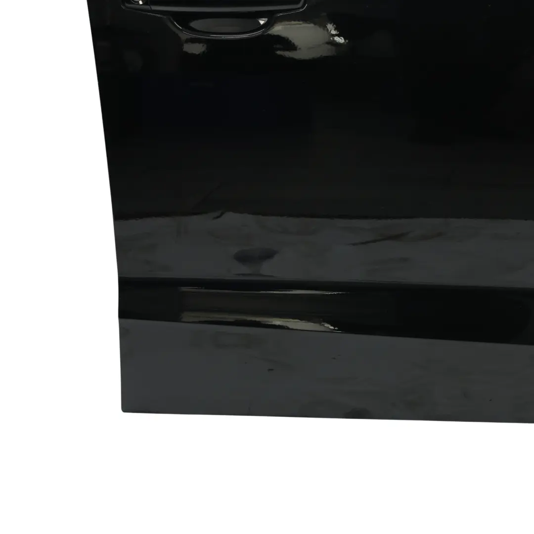 Sportback Porte Avant Droite Mythical Black Metallic Noir - Y9T pour Audi A3 8V à propos du numéro de pièce 8V4831052E Audi A3 8V Sportback Porte Avant Droite Mythical Black Metallic Noir - Y9T - SKU 8V4831052E-MYB - Numéro de pièce 8V4831052E