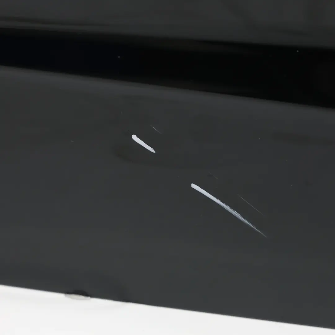 Audi A3 8V Sportback Puerta Trasera Derecha Mythical Black Negro Metálico - Y9T - SKU 8V4833052E-MYB - Número de pieza 8V4833052E