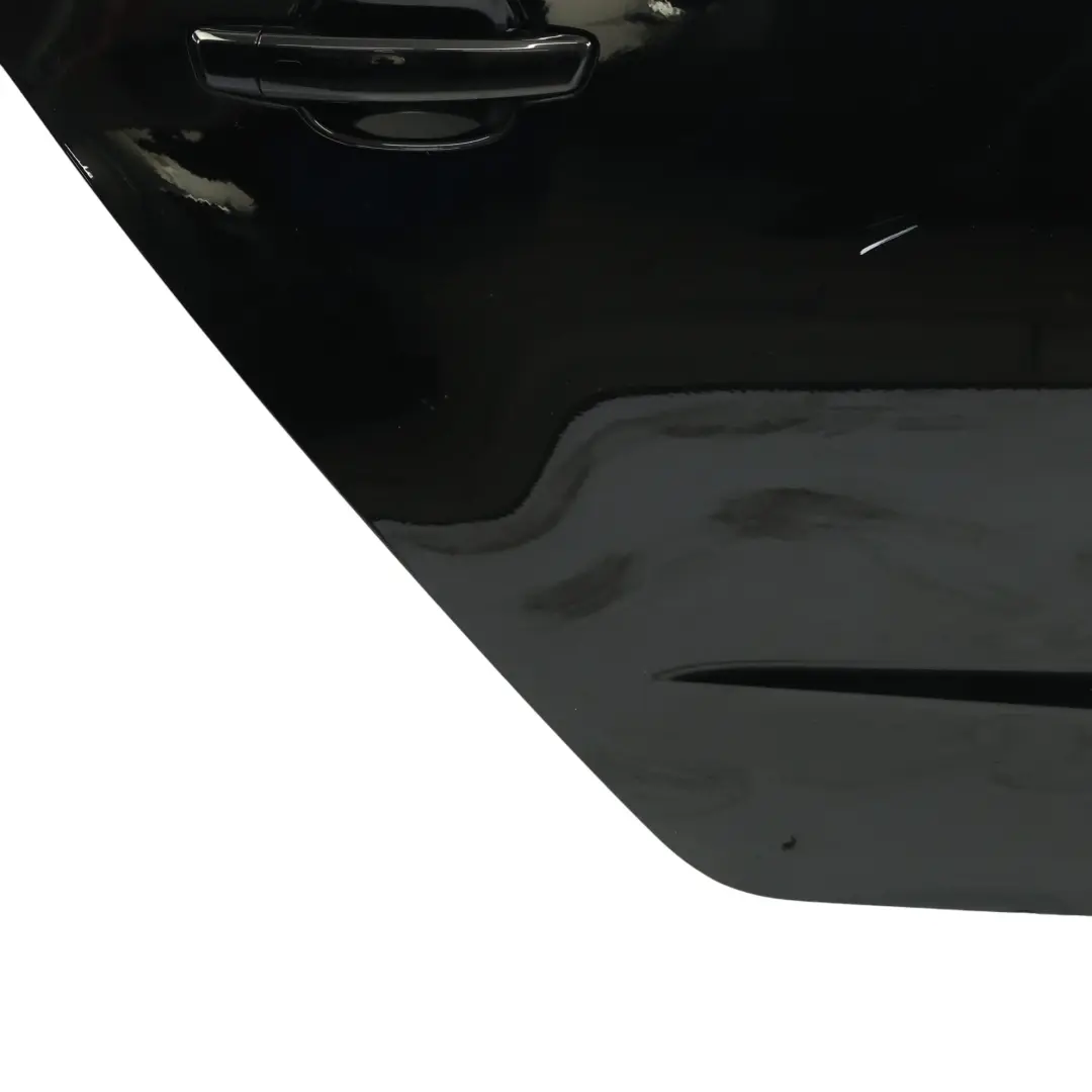 Audi A3 8V Sportback Puerta Trasera Derecha Mythical Black Negro Metálico - Y9T - SKU 8V4833052E-MYB - Número de pieza 8V4833052E