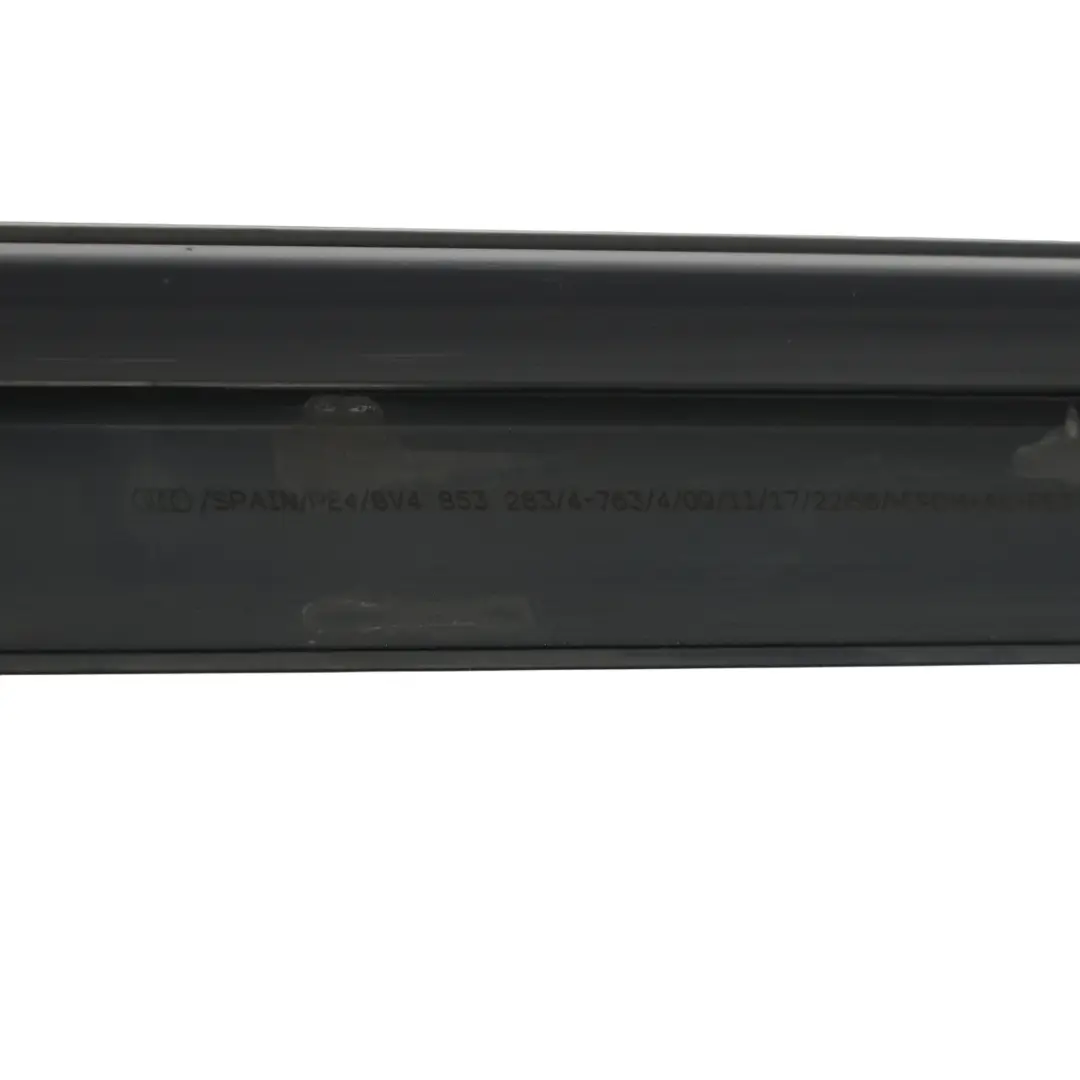 Sportback Striscia Paraspifferi Porta Anteriore Sinistra per Audi A3 8V con numero di parte 8V4853283 Audi A3 8V Sportback Striscia Paraspifferi Porta Anteriore Sinistra - SKU 8V4853283-1 - Numero di parte 8V4853283