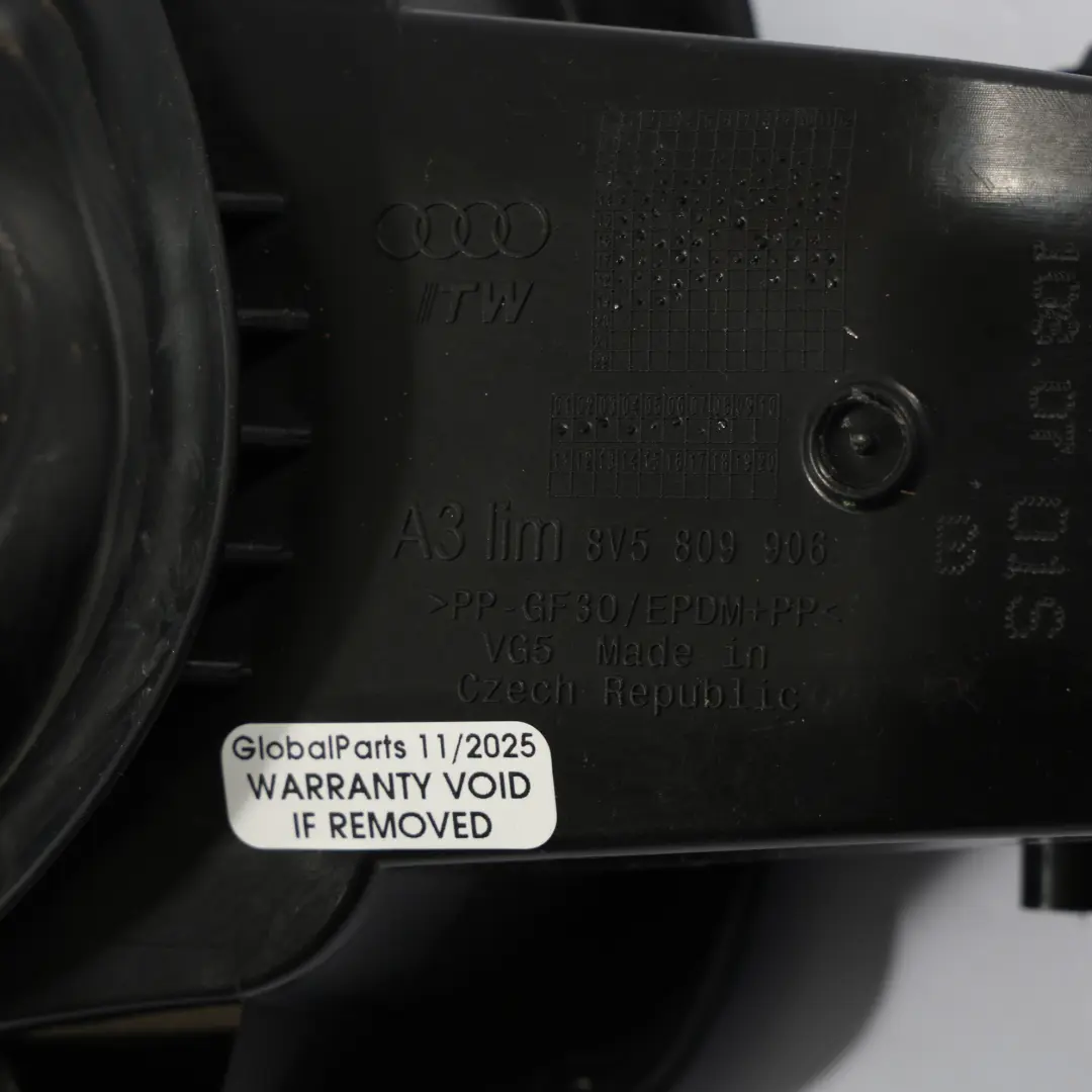 Benzin Kraftstoff Tankklappe Deckel Trim Aktuator für Audi A3 S3 8V mit Teilenummer 8V5809906B Audi A3 S3 8V Benzin Kraftstoff Tankklappe Deckel Trim Aktuator - SKU 8V5809906B - Teilenummer 8V5809906B