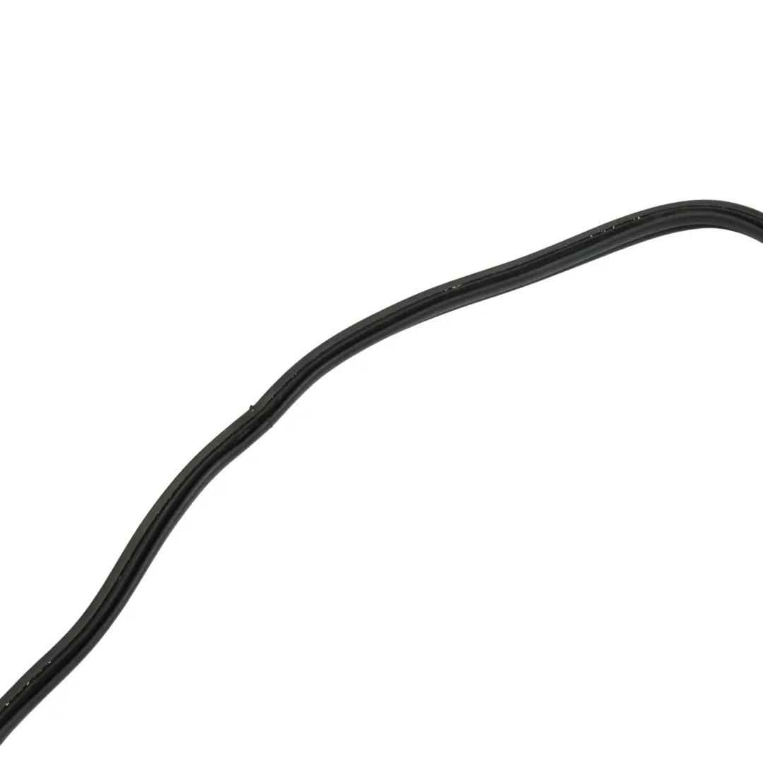 Trasero Bootlid Junta De Goma para Audi S3 8V Berlina Tailgate con número de pieza 8V5827705E Audi S3 8V Berlina Tailgate Trasero Bootlid Junta De Goma - SKU 8V5827705E - Número de pieza 8V5827705E