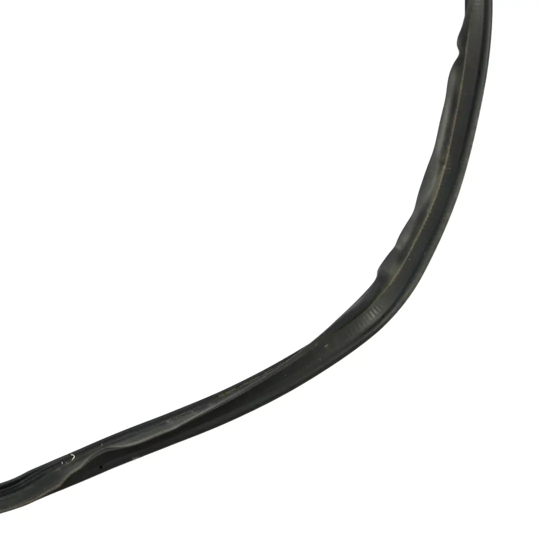 Audi S3 8V Saloon Rear Tailgate Bootlid Rubber Seal Gasket - SKU 8V5827705E - Part number 8V5827705E