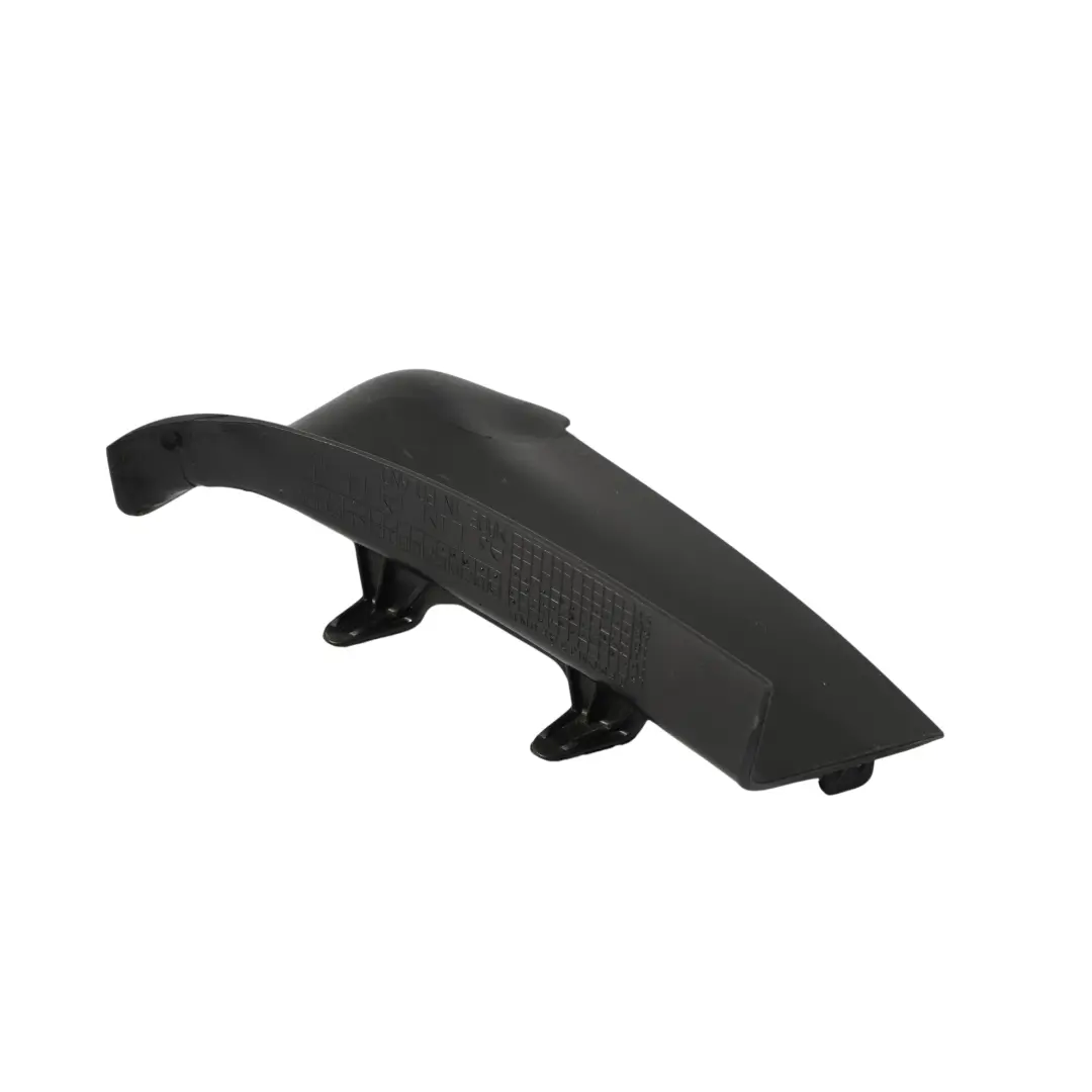 Fanale Posteriore Copertura Staffa Destra per Audi A3 S3 8V Sedan con numero di parte 8V5945254B Audi A3 S3 8V Sedan Fanale Posteriore Copertura Staffa Destra - SKU 8V5945254B - Numero di parte 8V5945254B