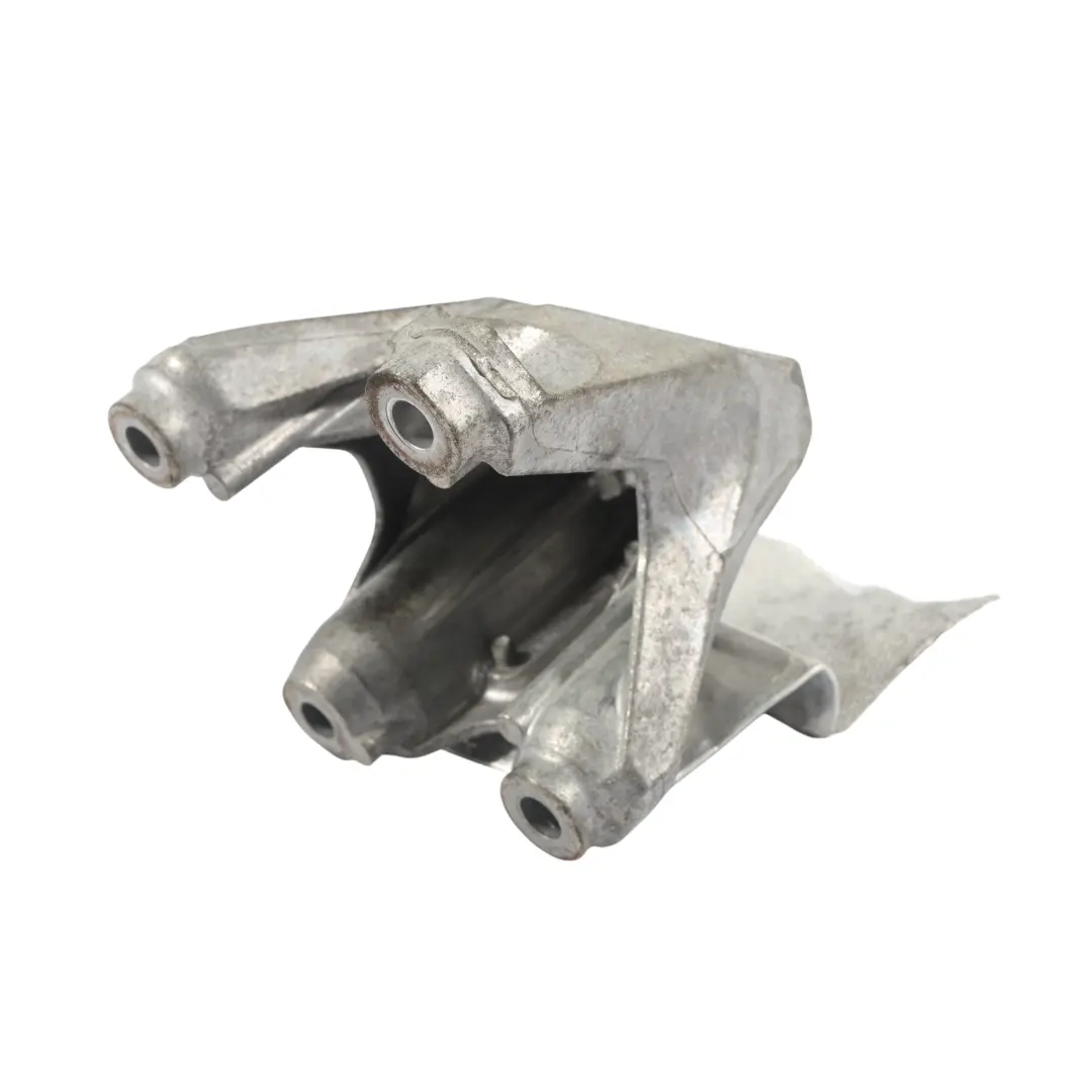 Audi A4 B9 Q7 4M 3.0 Diesel Engine Mount Bracket Carrier Left N/S - SKU 8W0199307H - Part number 8W0199307H