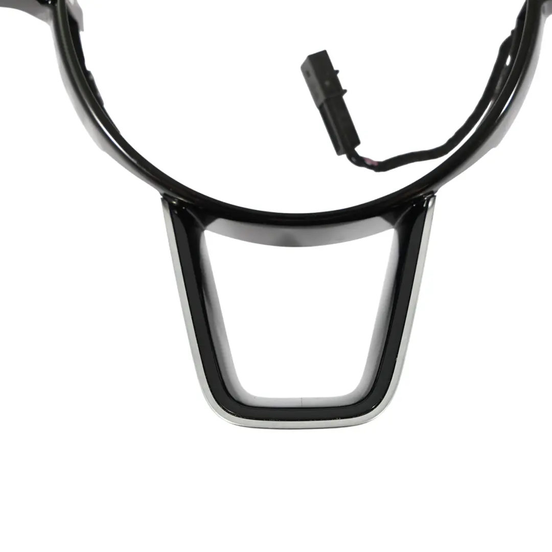 Osłona Ramka Multifunkcja Kierownicy Przyciski Panel do Audi A3 8V o numerze 8W0419689 Audi A3 8V Osłona Ramka Multifunkcja Kierownicy Przyciski Panel - SKU 8W0419689 - Numer Części 8W0419689