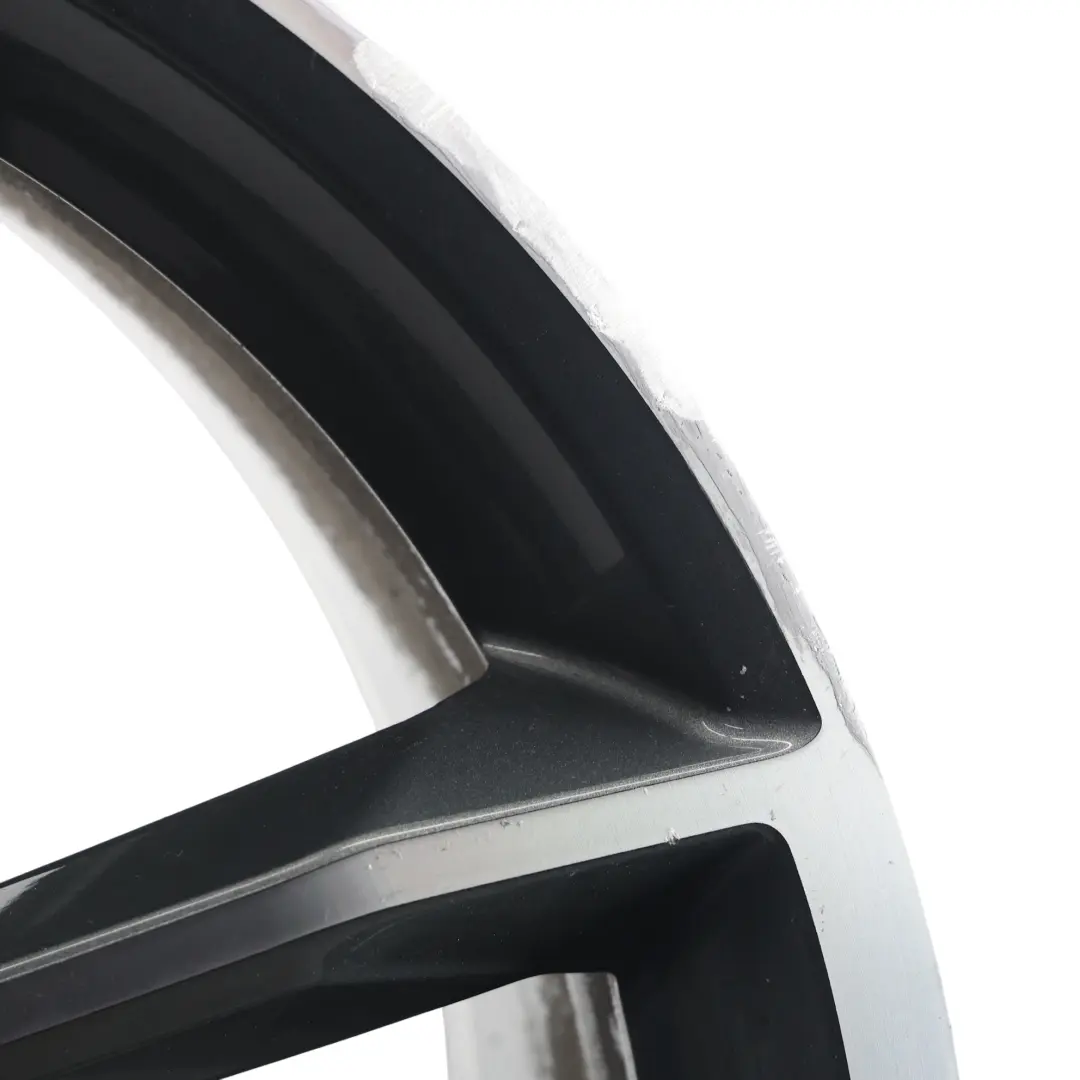 5F Bicolor Grey Wheel Light Alloy Rim 19" 8,5J ET:32 to Audi A5 S5 with Part number 8W0601025DF Audi A5 S5 5F Bicolor Grey Wheel Light Alloy Rim 19" 8,5J ET:32 - SKU 8W0601025DF-3 - Part number 8W0601025DF