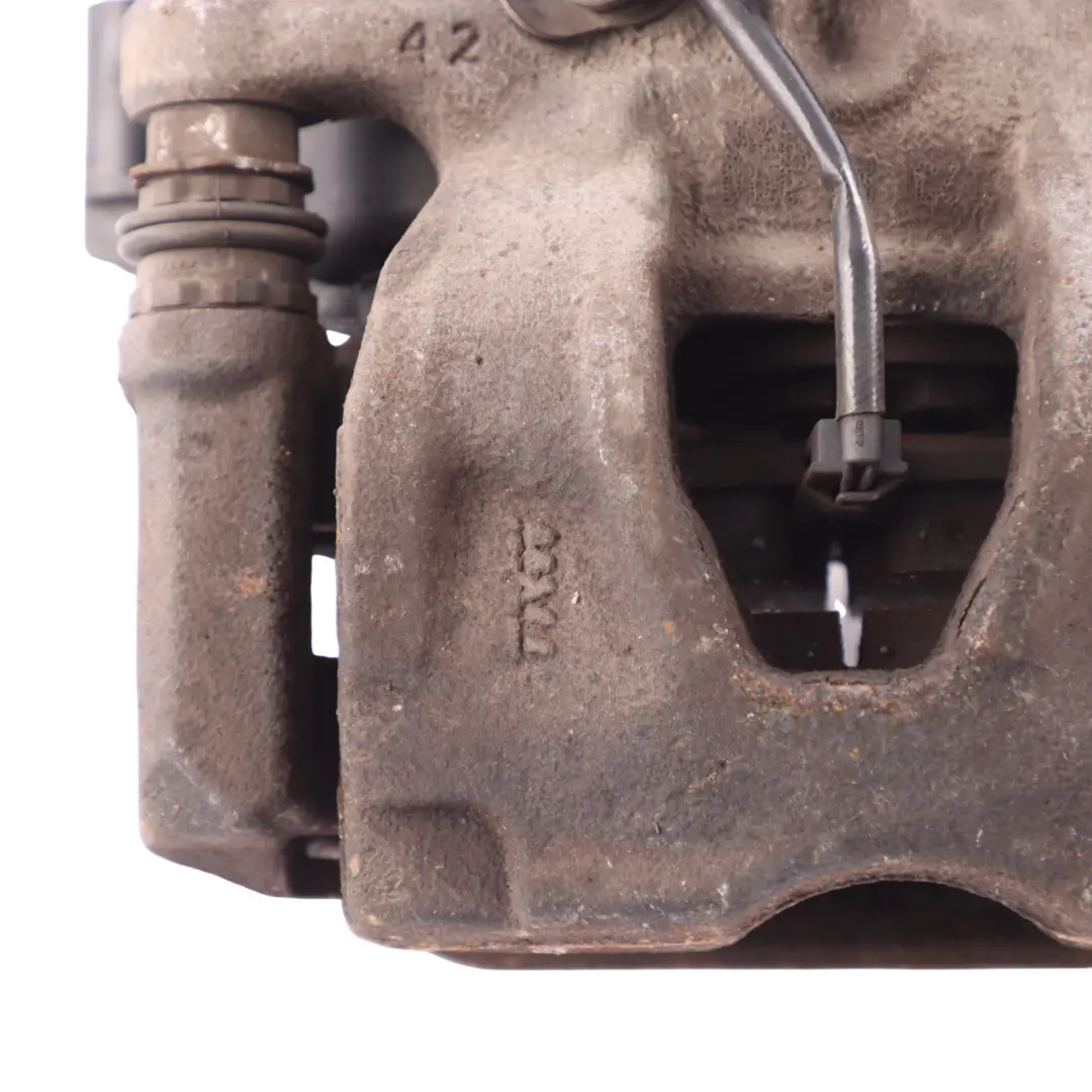 Brake Caliper Housing Brake Unit Right O/S 300X12 to Audi A4 B9 Rear with Part number 8W0615404 Audi A4 B9 Rear Brake Caliper Housing Brake Unit Right O/S 300X12 - SKU 8W0615404 - Part number 8W0615404