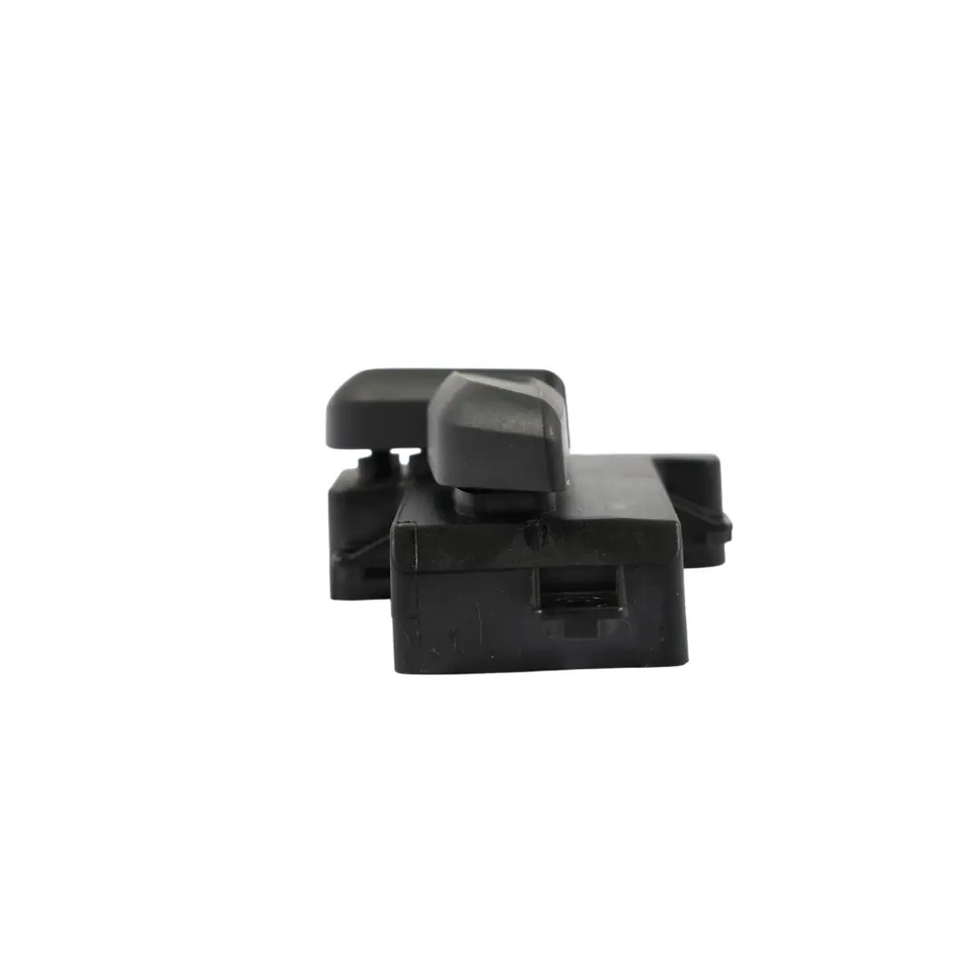 Interruptor De Ajuste Del Asiento Delantero Derecho para Audi A5 F5 Coupe con número de pieza 8W0959747A Audi A5 F5 Coupe Interruptor De Ajuste Del Asiento Delantero Derecho - SKU 8W0959747A - Número de pieza 8W0959747A