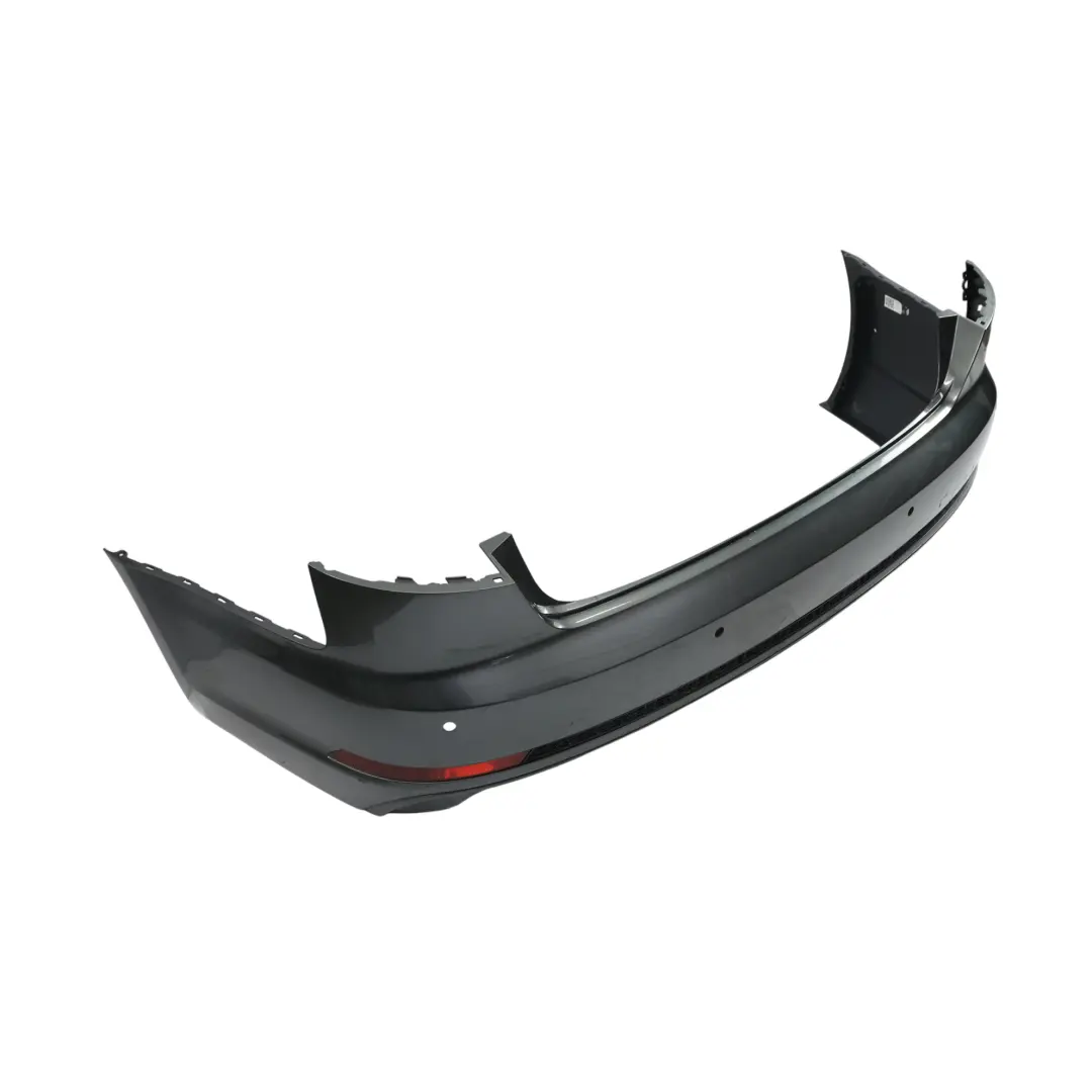 Tylny Zderzak Daytona Grey Szary Perłowy - Z7S do Audi A4 B9 Sedan o numerze 8W5807067D Audi A4 B9 Sedan Tylny Zderzak Daytona Grey Szary Perłowy - Z7S - SKU 8W5807067D-DGR - Numer Części 8W5807067D