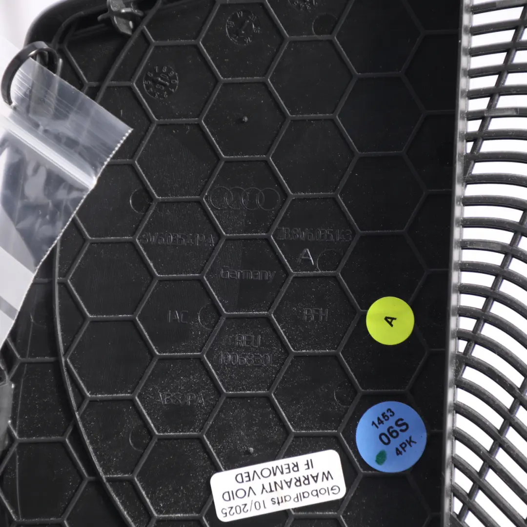 Osłona Głośnika Drzwi Bang & Olufsen Lewy Przód 8W6035419A do Audi A5 S5 F5 o numerze 8W6035143A Audi A5 S5 F5 Osłona Głośnika Drzwi Bang & Olufsen Lewy Przód 8W6035419A - SKU 8W6035143A - Numer Części 8W6035143A