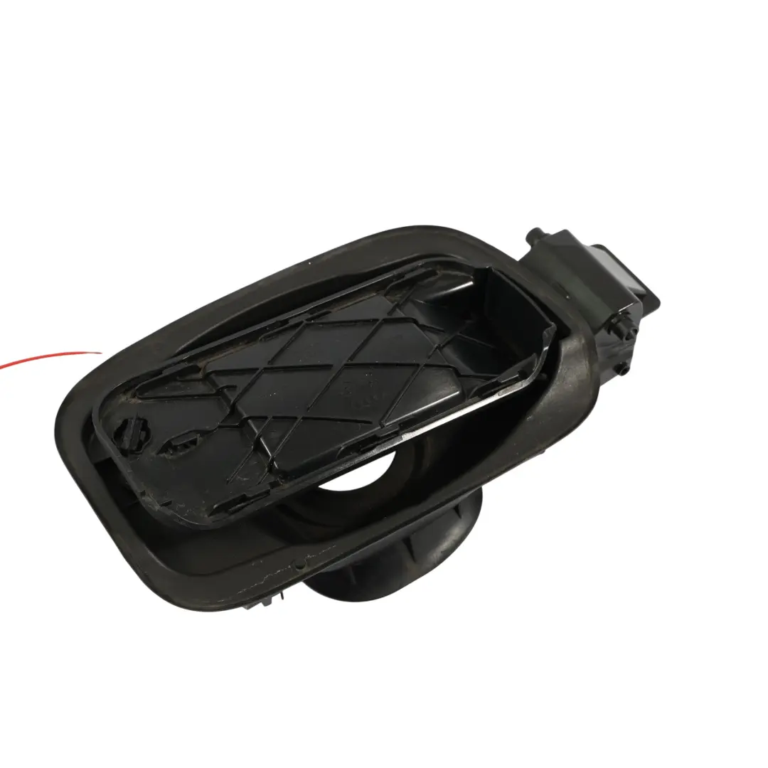 Tappo Supporto Per Sportello Del Serbatoio Carburante per Audi RS5 A5 F5 con numero di parte 8W6809906B Audi RS5 A5 F5 Tappo Supporto Per Sportello Del Serbatoio Carburante - SKU 8W6809906B - Numero di parte 8W6809906B