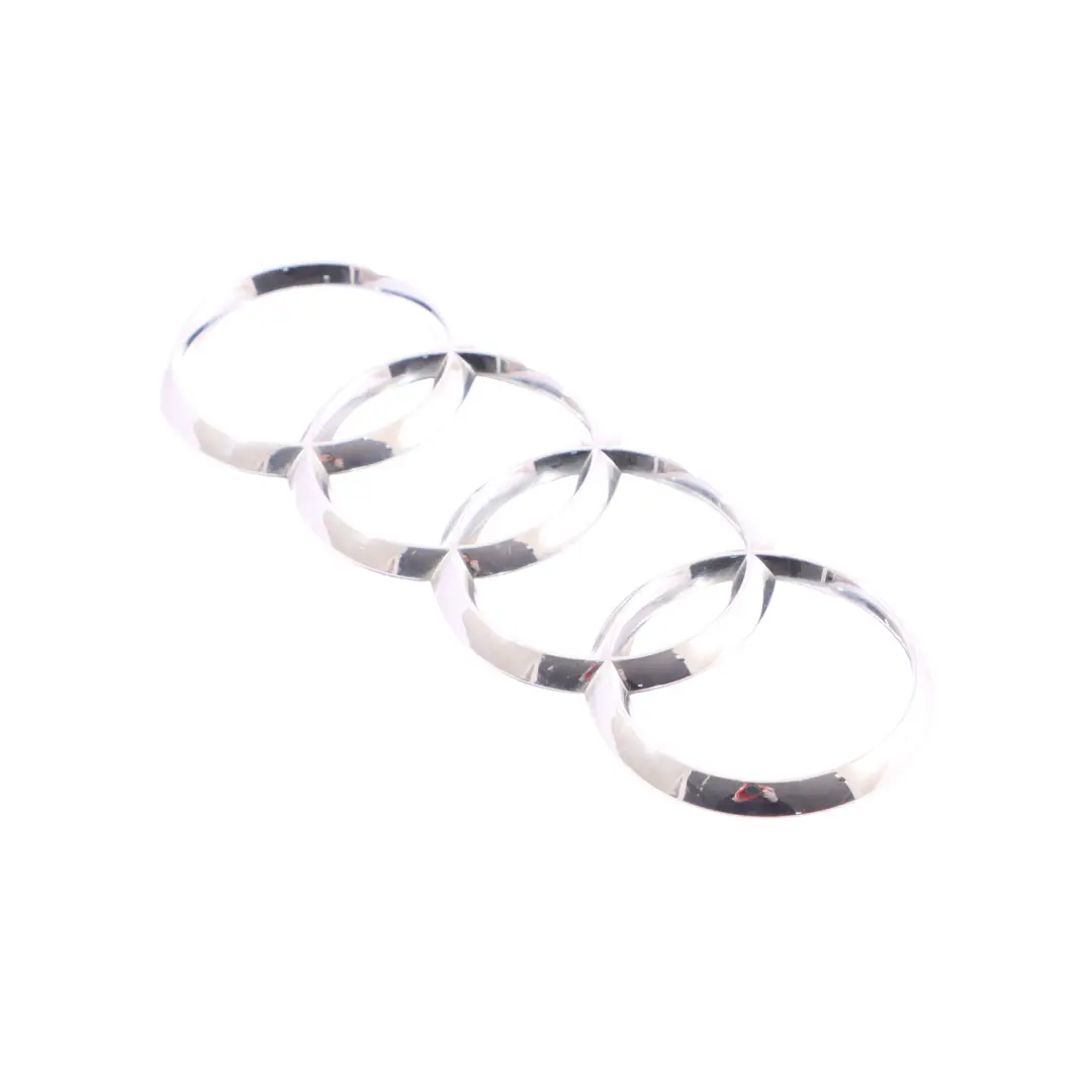 Klapa Bagażnika Logo Emblemat Napis do Audi A5 F5 o numerze 8W6853742 Audi A5 F5 Klapa Bagażnika Logo Emblemat Napis - SKU 8W6853742 - Numer Części 8W6853742