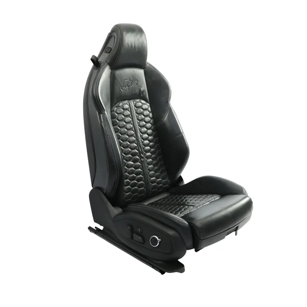 Sedile Anteriore Sport Riscaldato Memoria Pelle Anima Nero Destra per Audi RS5 F5 con numero di parte 8W6881806BF Audi RS5 F5 Sedile Anteriore Sport Riscaldato Memoria Pelle Anima Nero Destra - SKU 8W6881806BF-1 - Numero di parte 8W6881806BF