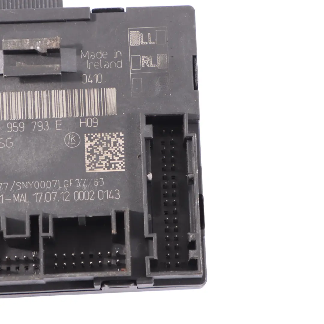 Moduł Sterownik Drzwi Kierowcy ECU do Audi A1 8X Q3 8U o numerze 8X0959793E Audi A1 8X Q3 8U Moduł Sterownik Drzwi Kierowcy ECU - SKU 8X0959793E - Numer Części 8X0959793E