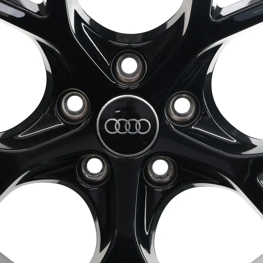 8Y Llanta Trasera De Aleación Negra 19" 8J ET:46 para Audi RS3 con número de pieza 8Y0601025BQ Audi RS3 8Y Llanta Trasera De Aleación Negra 19" 8J ET:46 - SKU 8Y0601025BQ-2 - Número de pieza 8Y0601025BQ