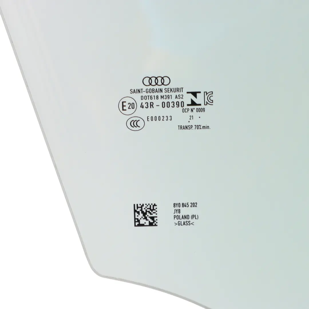 8Y Saloon Front Door Window Glass Glazing Right O/S AS2 to Audi RS3 with Part number 8Y0845202 Audi RS3 8Y Saloon Front Door Window Glass Glazing Right O/S AS2 - SKU 8Y0845202 - Part number 8Y0845202