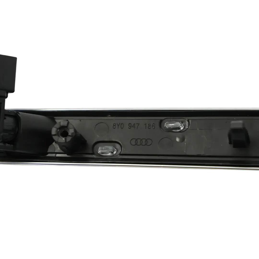 Audi A3 S3 RS3 8Y Intérieure Éclairage D'Ambiance LED Arrière Droit - SKU 8Y0947186 - Numéro de pièce 8Y0947186