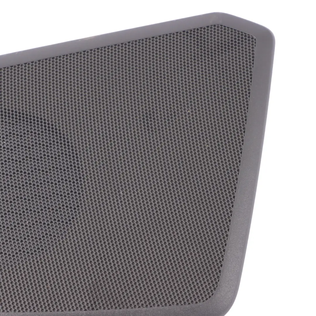 8Y Embelecedor Altavoz Bandeja Trasera Izquierda Bang&Olufsen para Audi RS3 con número de pieza 8Y5035405 Audi RS3 8Y Embelecedor Altavoz Bandeja Trasera Izquierda Bang&Olufsen - SKU 8Y5035405 - Número de pieza 8Y5035405