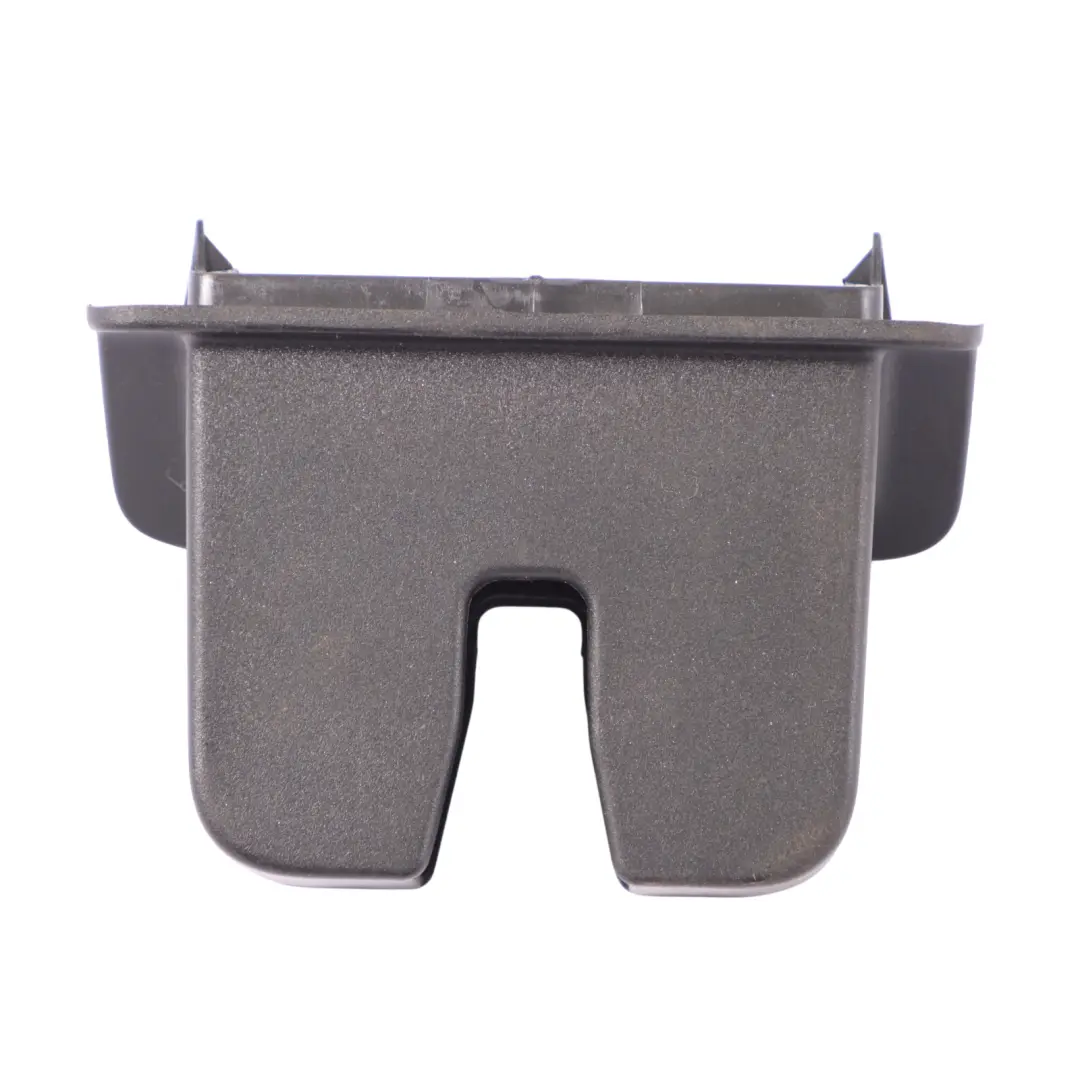 Audi A3 S3 RS3 8Y Berline Cache-Loquet De Verrouillage De Hayon - SKU 8Y5827520 - Numéro de pièce 8Y5827520