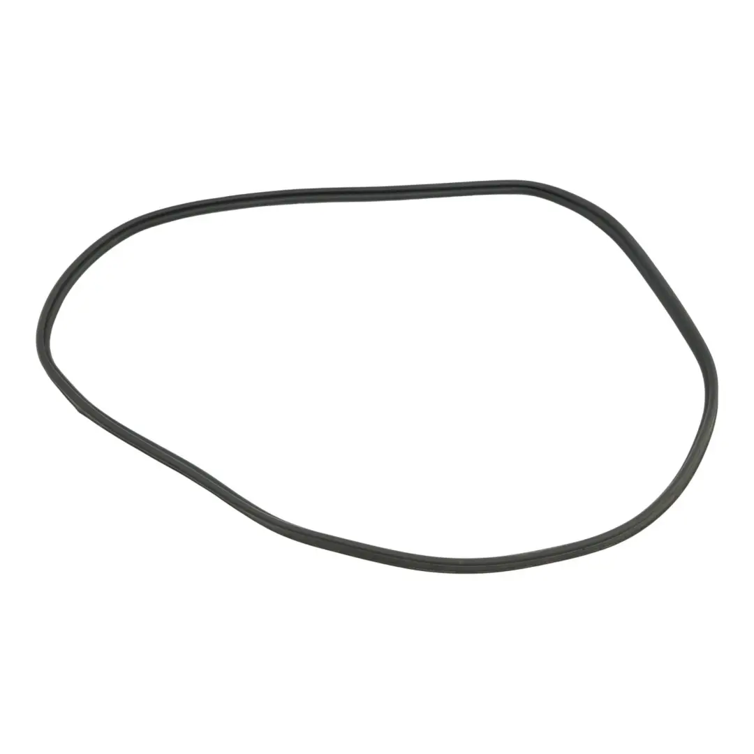 8Y Sportback Uszczelka Gumowa Klapy Bagażnika do Audi A3 RS3 o numerze 8Y5827705C Audi A3 RS3 8Y Sportback Uszczelka Gumowa Klapy Bagażnika - SKU 8Y5827705C - Numer Części 8Y5827705C