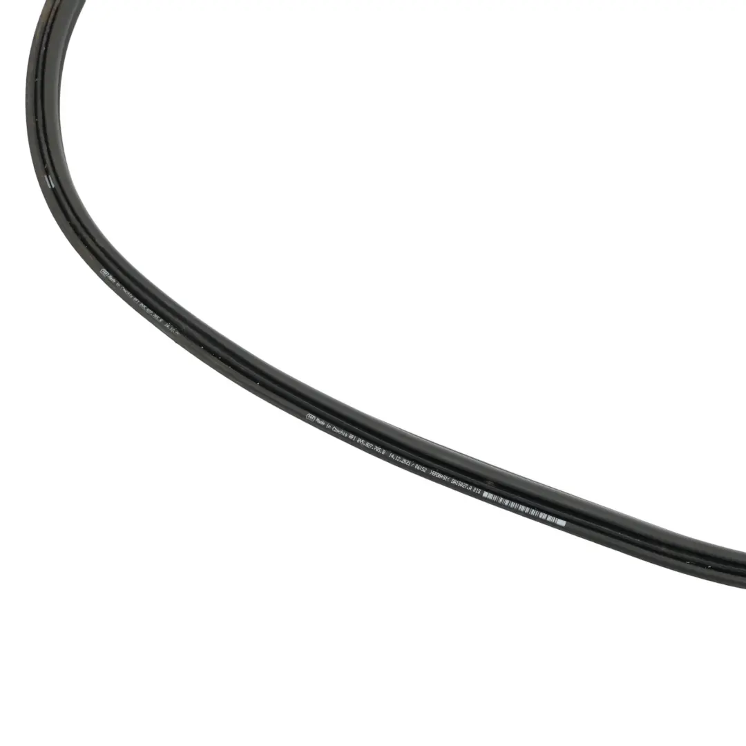 8Y Sportback Boot Trunk Tailgate Rubber Gasket Seal to Audi A3 RS3 with Part number 8Y5827705C Audi A3 RS3 8Y Sportback Boot Trunk Tailgate Rubber Gasket Seal - SKU 8Y5827705C - Part number 8Y5827705C