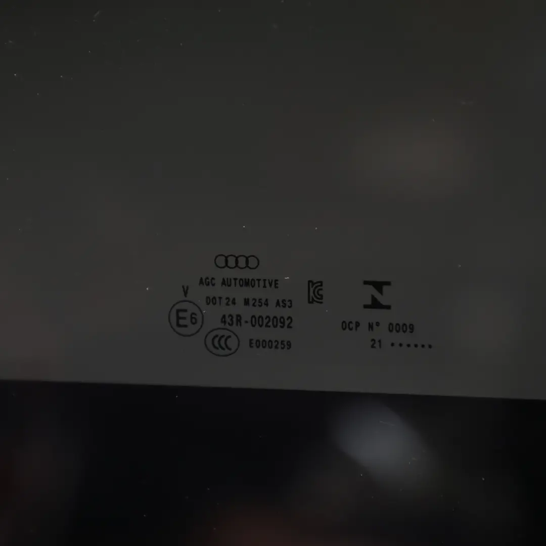 Audi A3 8Y Panoramiczny Szyberdach Panel Szklany Tył AS3 - SKU 8Y5877056 - Numer Części 8Y5877056