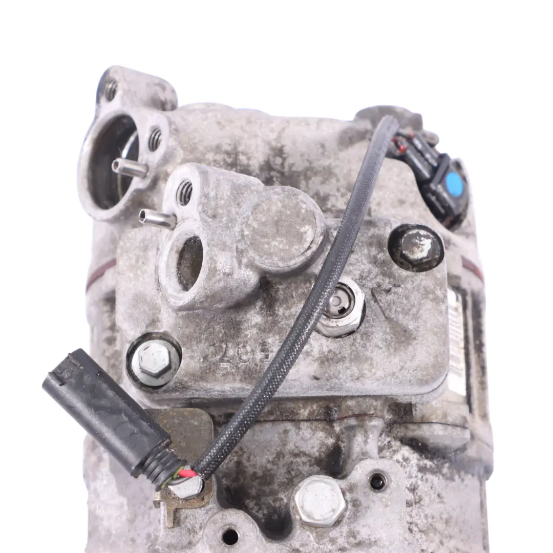 M54 Compressore Aria Condizionata DENSO per BMW E60 E61 E65 E66 con numero di parte 9174802 BMW E60 E61 E65 E66 M54 Compressore Aria Condizionata DENSO - SKU 9174802-1 - Numero di parte 9174802