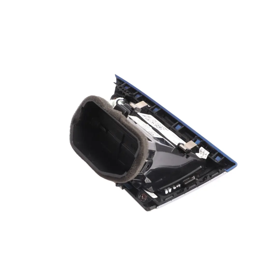 Kratka Wlotu Powietrza Prawy Przód Prawa Przednia do BMW F30 F31 F32 o numerze 9231995 BMW F30 F31 F32 Kratka Wlotu Powietrza Prawy Przód Prawa Przednia - SKU 9231995-12 - Numer Części 9231995