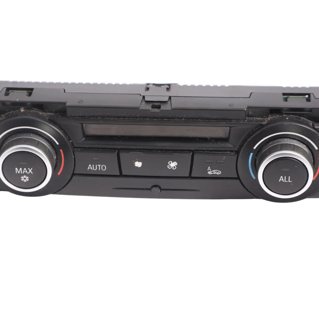 Controllo automatico dell'aria condizionata per BMW E81 E87 E90 E91 E92 con numero di parte 9242410 BMW E81 E87 E90 E91 E92 Controllo automatico dell'aria condizionata - SKU 9242410 - Numero di parte 9242410