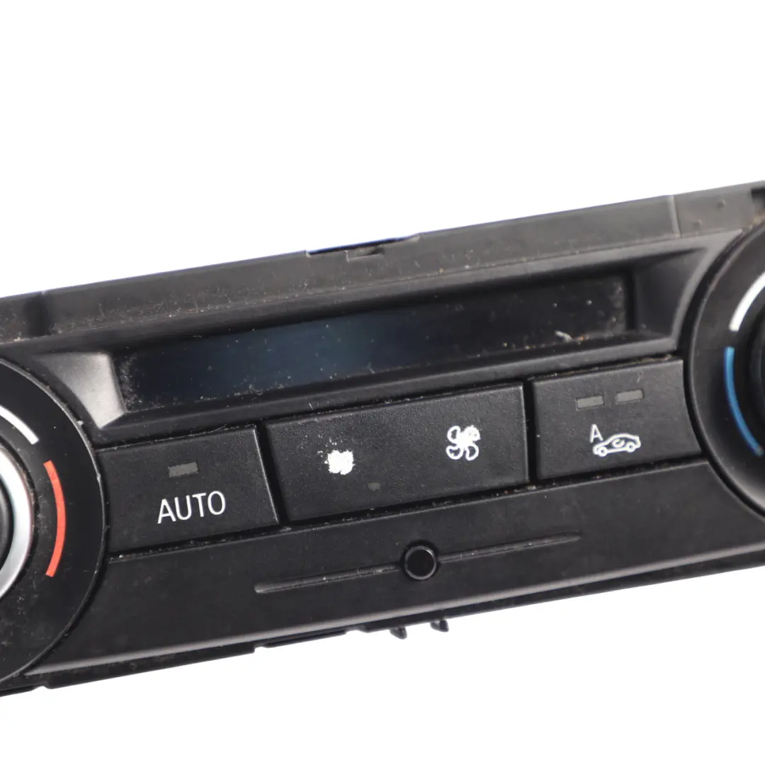 Controllo automatico dell'aria condizionata per BMW E81 E87 E90 E91 E92 con numero di parte 9242410 BMW E81 E87 E90 E91 E92 Controllo automatico dell'aria condizionata - SKU 9242410 - Numero di parte 9242410