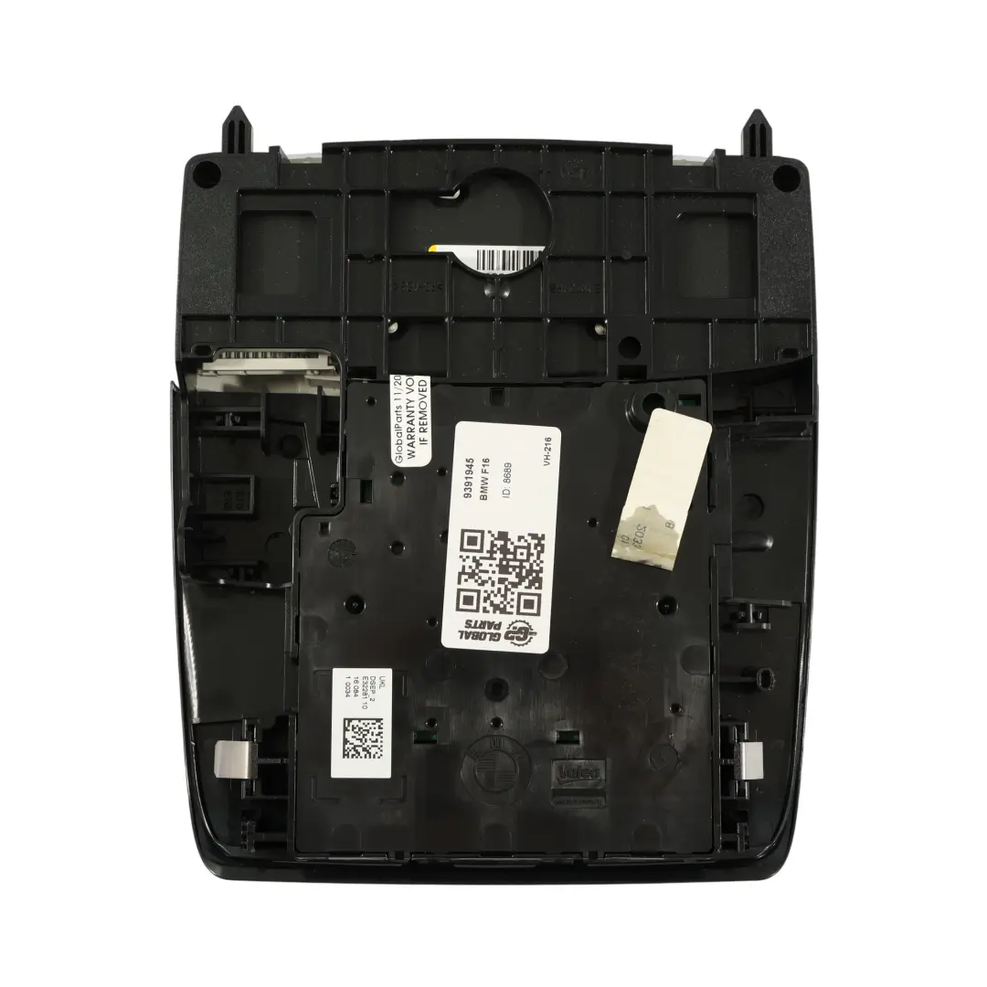 Lampka Światło Podsufitki Górna Czarna do BMW X1 F48 X5 F15 X6 F16 o numerze 9391945 BMW X1 F48 X5 F15 X6 F16 Lampka Światło Podsufitki Górna Czarna - SKU 9391945 - Numer Części 9391945