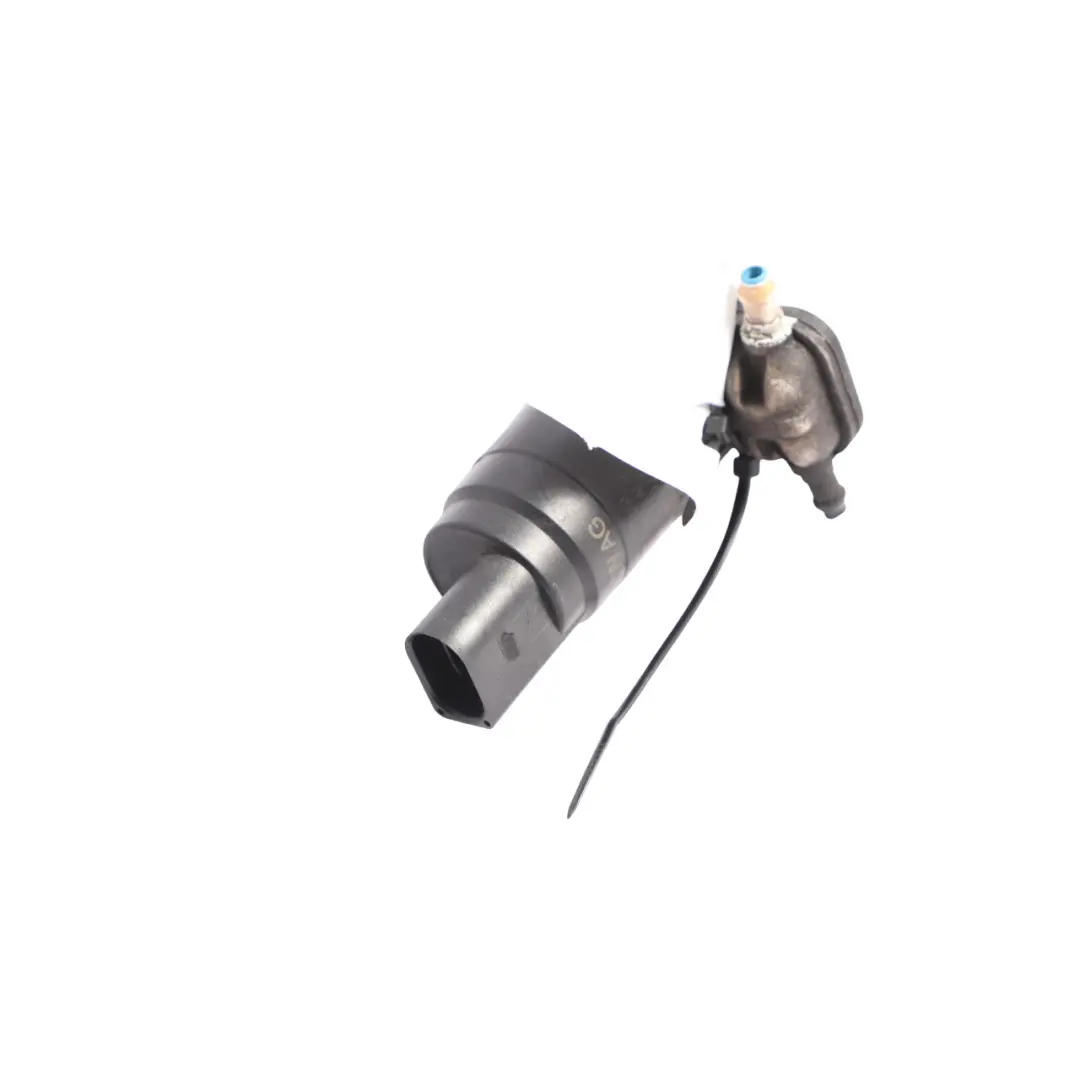 Scheiben Waschanlagen Pumpe für Porsche Macan 95B mit Teilenummer 95562817201 Porsche Macan 95B Scheiben Waschanlagen Pumpe - SKU 95562817201 - Teilenummer 95562817201