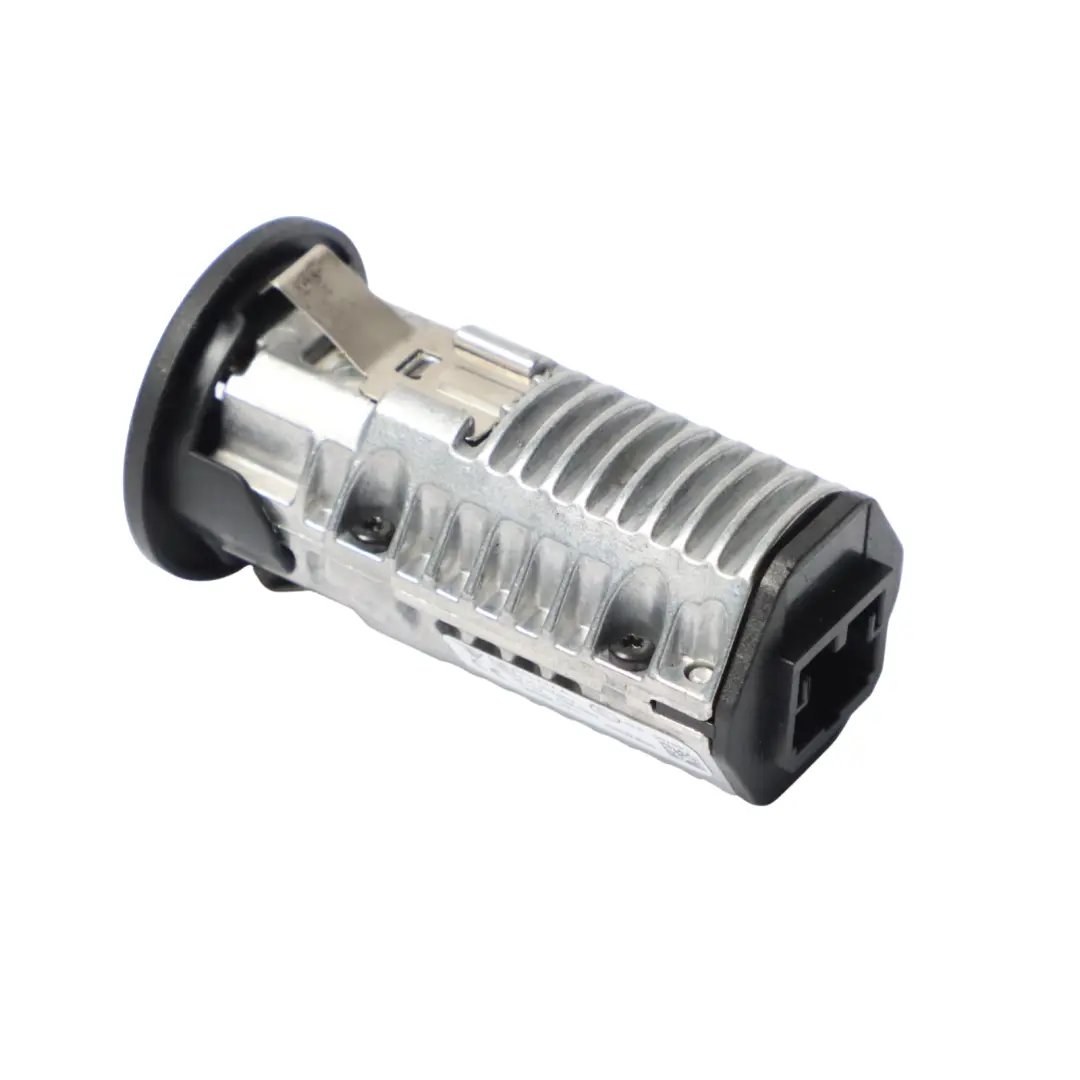 Porsche Macan 95B Podwójne Gniazdo USB Wtyczka Port Ładowania - SKU 95B035222A - Numer Części 95B035222A