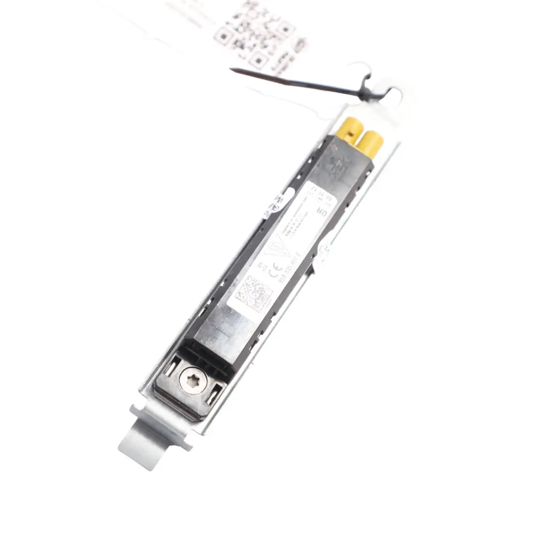 Aerial Antenna Amplifier Booster 95B035497E to Porsche Macan 95B with Part number 95B035225D Porsche Macan 95B Aerial Antenna Amplifier Booster 95B035497E - SKU 95B035225D - Part number 95B035225D