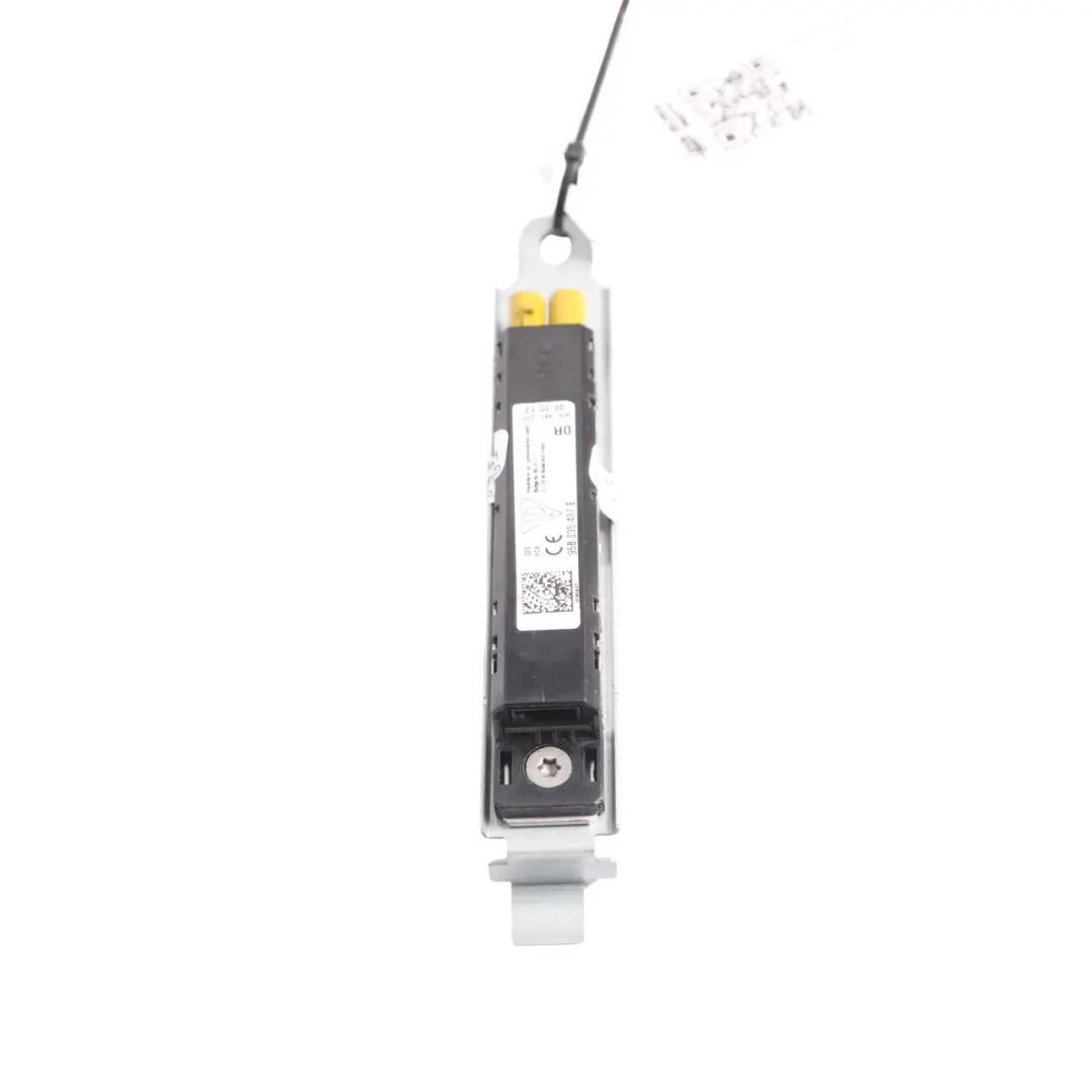 Aerial Antenna Amplifier Booster 95B035497E to Porsche Macan 95B with Part number 95B035225D Porsche Macan 95B Aerial Antenna Amplifier Booster 95B035497E - SKU 95B035225D - Part number 95B035225D