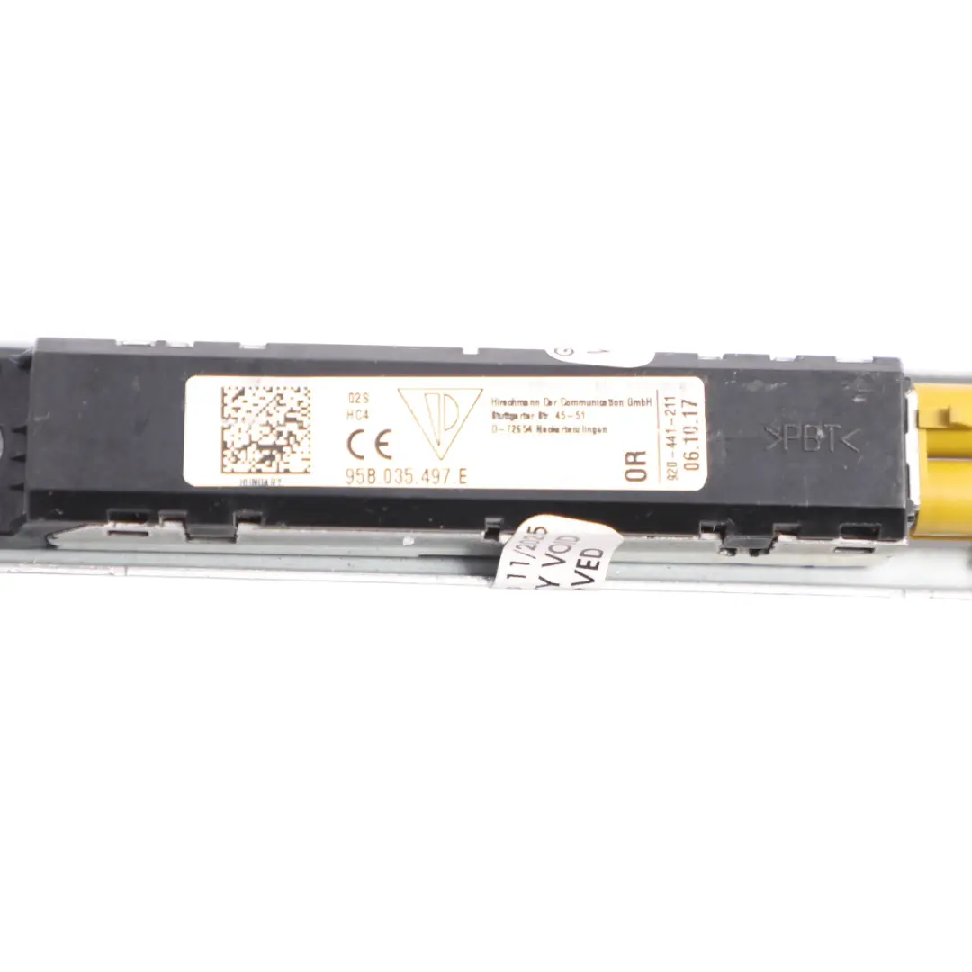 Porsche Macan 95B Aerial Antenna Amplifier Booster 95B035497E - SKU 95B035225D - Part number 95B035225D