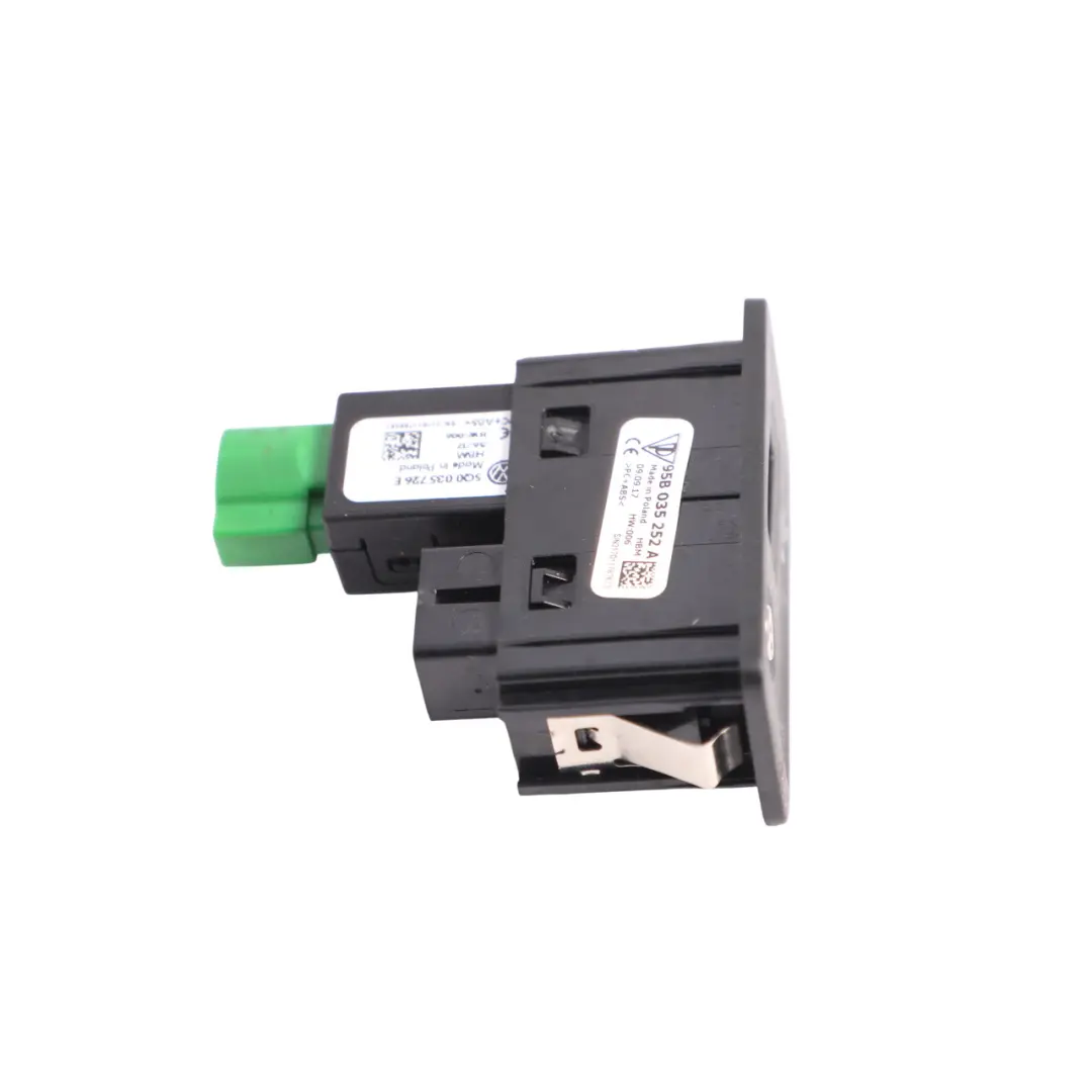 Prise USB AUX In pour Porsche Macan 95B à propos du numéro de pièce 95B035252A Porsche Macan 95B Prise USB AUX In - SKU 95B035252A - Numéro de pièce 95B035252A