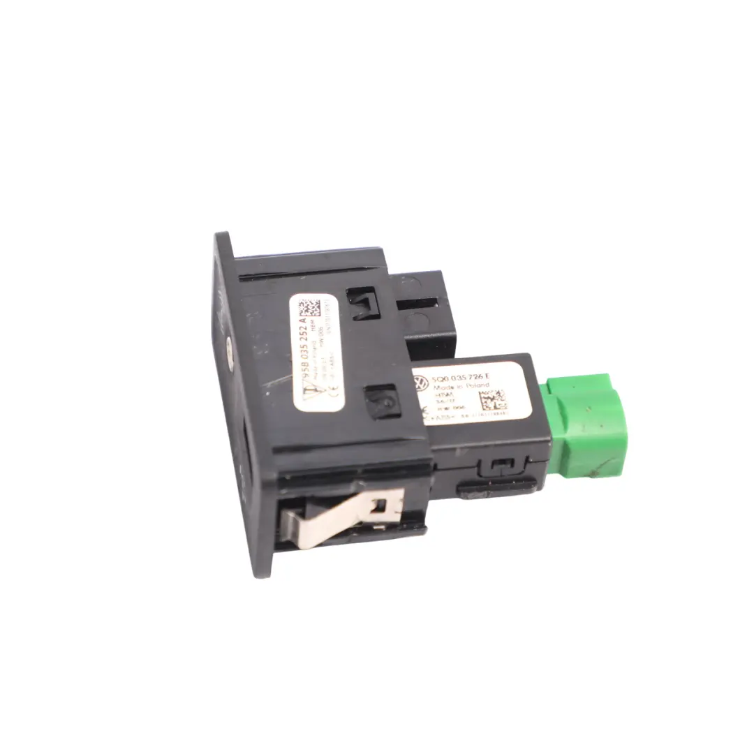 Porsche Macan 95B USB AUX In Presa Porta Plug - SKU 95B035252A - Numero di parte 95B035252A