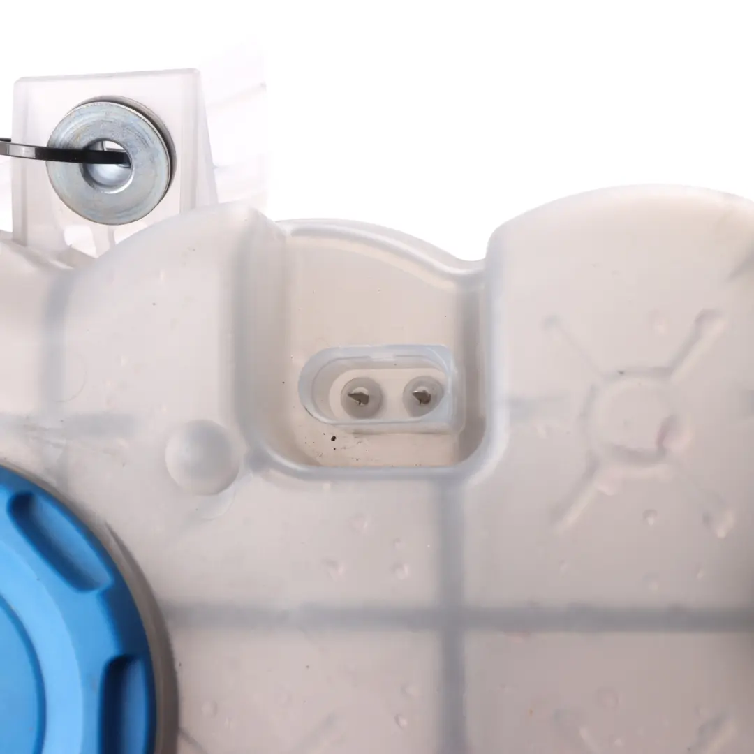 Expansion Tank Header Coolant Reservoir Bottle to Porsche Macan 95B with Part number 95B121407B Porsche Macan 95B Expansion Tank Header Coolant Reservoir Bottle - SKU 95B121407B - Part number 95B121407B