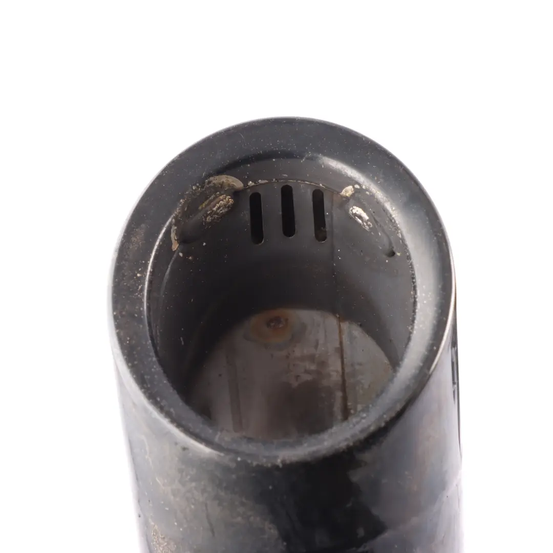 Exhaust Tailpipe Black Tip Set X4 95B253682M to Porsche Macan 95B Rear with Part number 95B253681M Porsche Macan 95B Rear Exhaust Tailpipe Black Tip Set X4 95B253682M - SKU 95B253681M - Part number 95B253681M